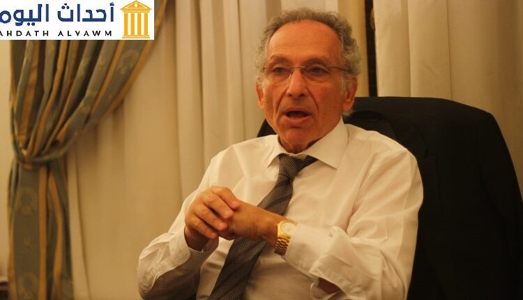 المهندس ممدوح حمزة المتهم من قبل المحاكم المصرية بـالتحريض علنًا على ارتكاب جريمة ارهابية