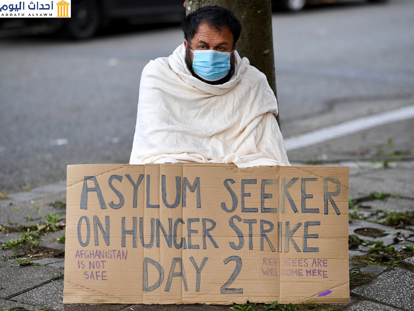 إضراب طالبي لجوء عن الطعام في بريطانيا
