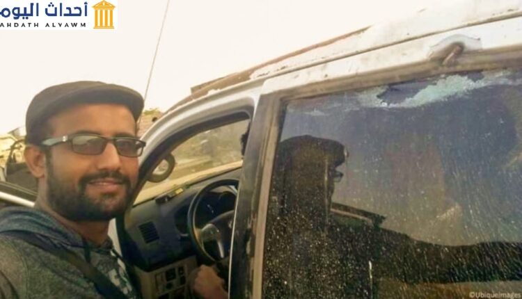 الصحفي عادل الحسني المحتجز لدى القوات المدعومة اماراتيا في اليمن بسبب تقاريره الإخبارية النقدية