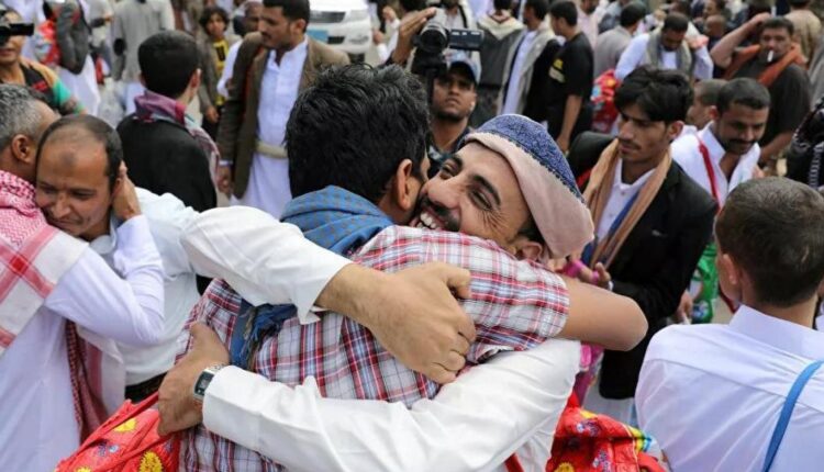 صفقة تبادل الأسرى بين الحكومة الشرعية والحوثيين في اليمن