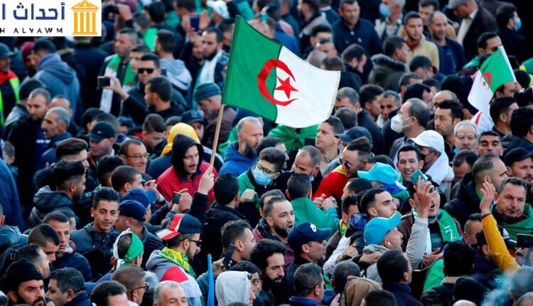 المظاهرات الأسبوعية للـ"حراك" والمحتجين المطالبين بإجراء تغيير سياسي جذري