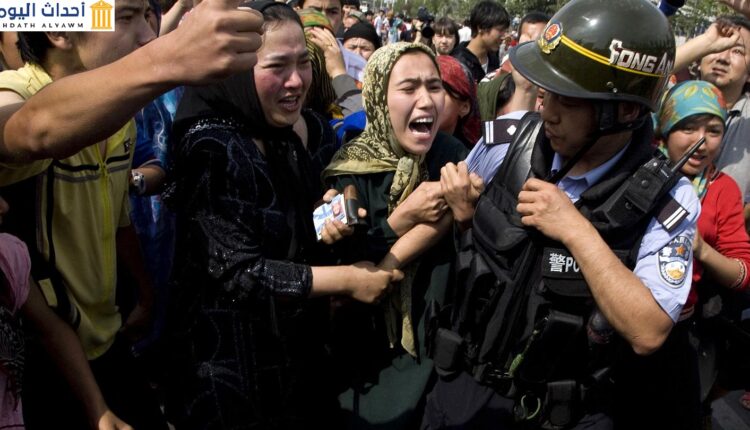 القمع الشديد للمسلمين في شينجيانغ