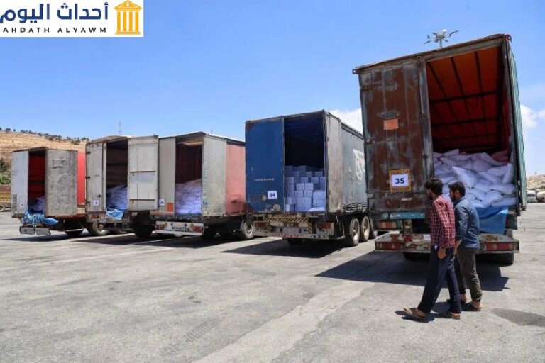 شاحنات المعونات الإنسانية التابعة للأمم المتحدة تدخل شمال غرب سوريا عبر معبر باب الهوى الحدودي مع تركيا
