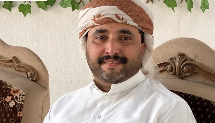 الصحفي اليمني "علي محسن أبو لحوم"