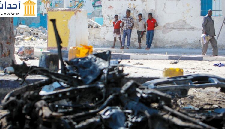 بقايا سيارة منفجرة في العاصمة الصومالية مقديشو
