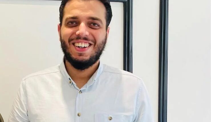 "عبد الله ابحيص" كاشف انتهاكات في “كأس العالم” قطر