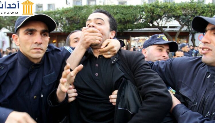 سلطات الأمن الجزائرية تقوم بقمع الحراك السلمي
