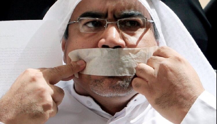 الأكاديمي والمدافع عن حقوق الإنسان المريض والمسجون جوراً الدكتور "عبد الجليل السنكيس"