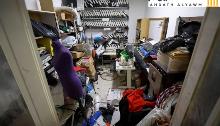 أحد مكاتب المنظمات الحقوقية بعد تعدي قوات جيش الإحتلال الإسرائيلي عليها برام الله