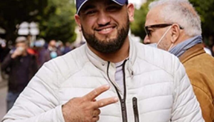 المدافع الجزائري عن حقوق الإنسان زكي حنّاش