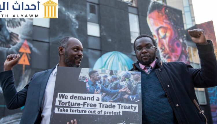إعلانًا يدعو إلى فرض ضوابط دولية لمكافحة التجارة في أدوات التعذيب