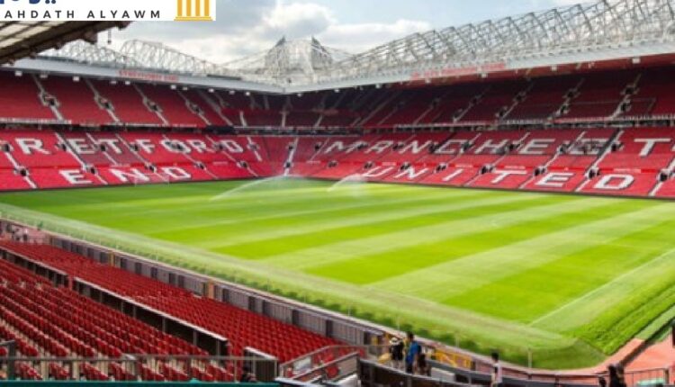 ملعب كرة القدم