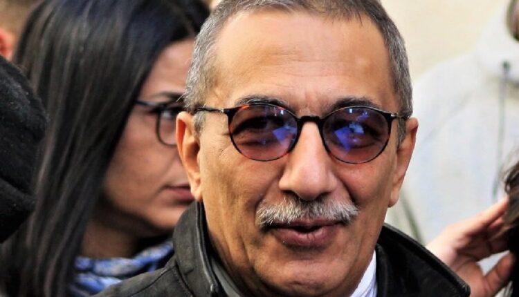 الصحفي الجزائري "إحسان القاضي"