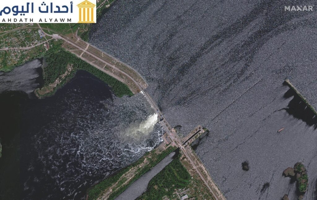 صورة بالأقمار الصناعية لسد كاخوفكا في منطقة خيرسون