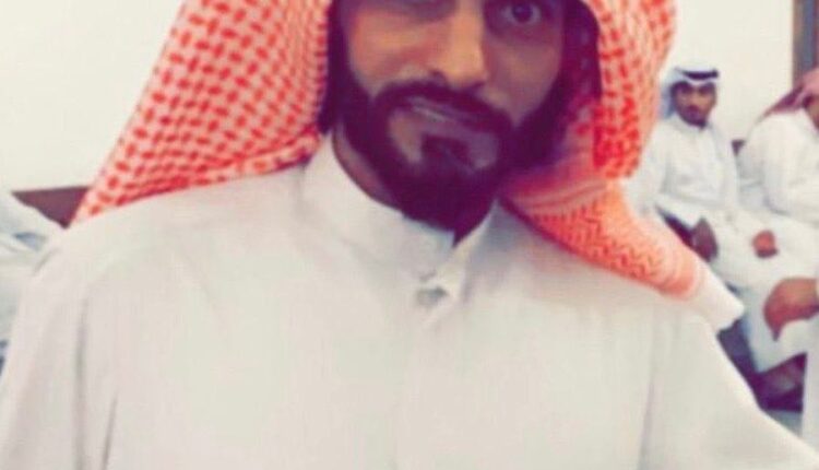 ناشط حقوق الإنسان الكويتي فاضل فرحان ساكت (ابو تركي)، المعروف بدفاعه عن حقوق مجتمع البدون بشكل دائم