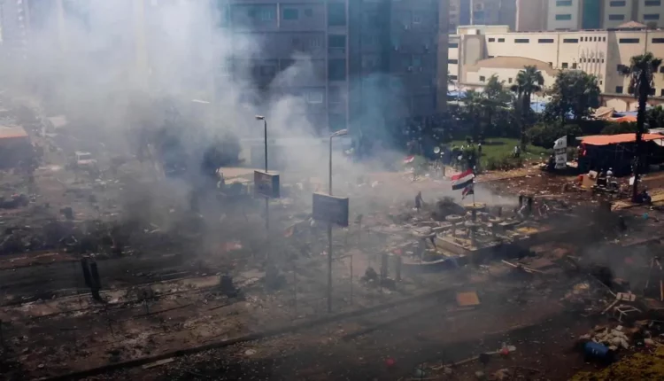 آثار مذبحة رابعة التي قام بها الأمن والجيش المصري بحق المعتصمين بميدان رابعة