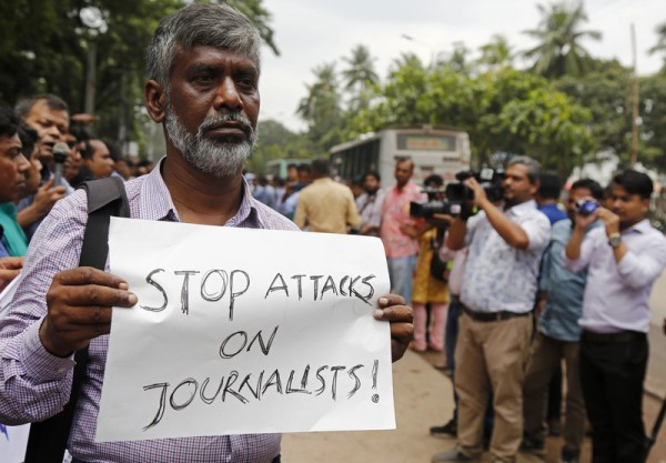 سكاي لاين الدولية تدين العنف ضد الصحفيين خلال الاحتجاجات في بنجلاديش