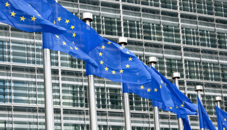 الاتحاد الأوروبي يحذر من خطورة تكنولوجيا الذكاء الاصطناعي ويطالب بحظرها