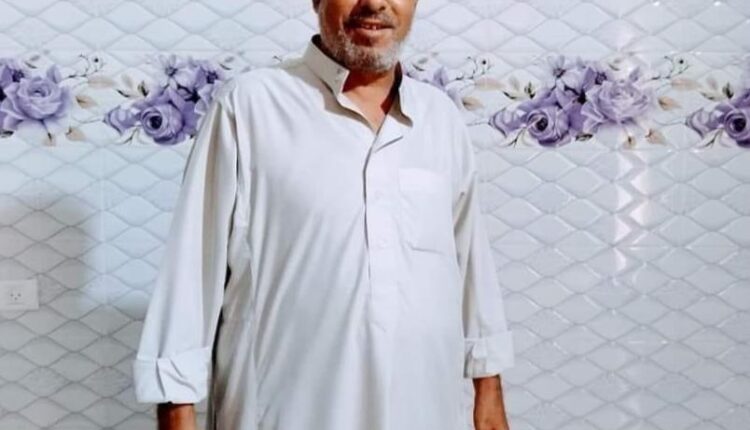 المسن الفلسطيني كامل محمد نوفل (65 عاما) الذي أعدمته قوات الجيش الإسرائيلي خلال محاولته شرح طبيعة الإعاقة التي يعاني منها أبناءه بعد اعتقالهم في قطاع غزة