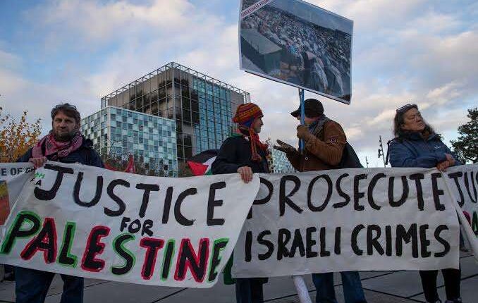 الأورومتوسطي يدعو لدعم عمل المحكمة الجنائية ويحذر من أي محاولات لعرقلة سير العدالة