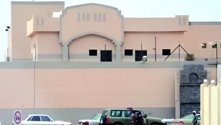 بتهم مخدرات