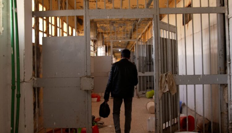 سوريا: الناجون من التعذيب يواجهون احتياجاتٍ ملحّة بلا دعمٍ يُذكر