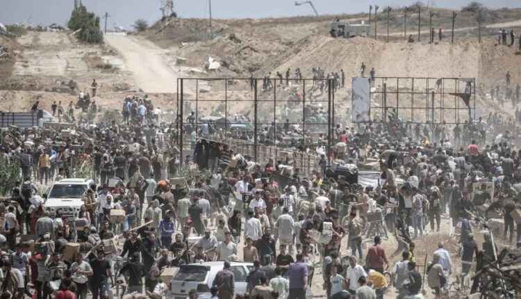 هيومن رايتس ووتش: قتل إسرائيل لفلسطينيين يحاولون الحصول على طعام جريمة حرب