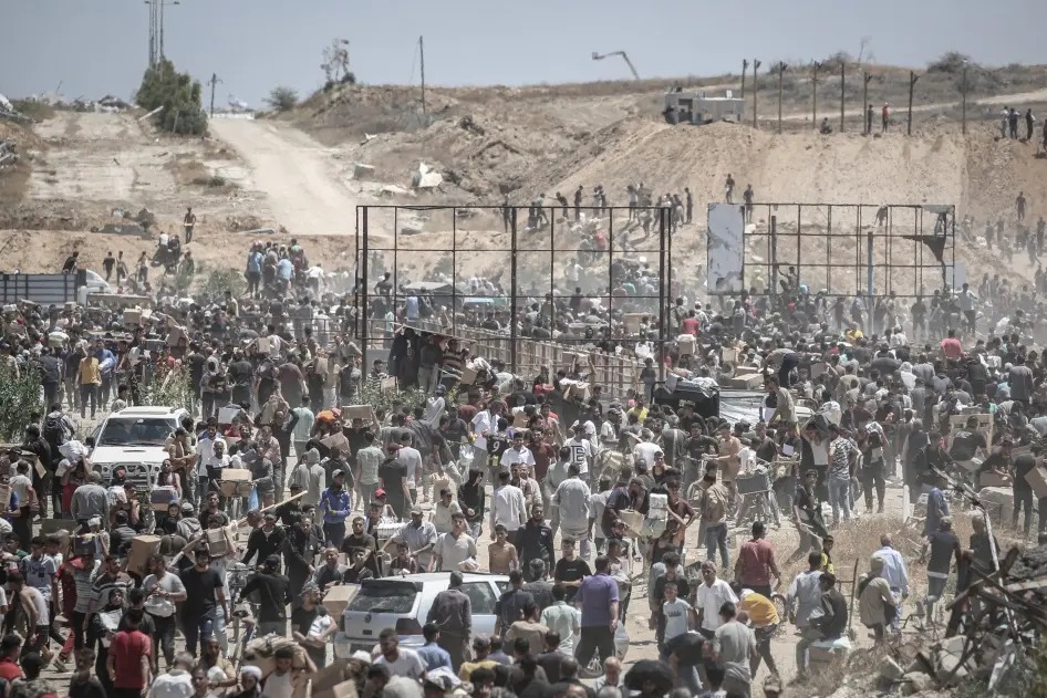 هيومن رايتس ووتش: قتل إسرائيل لفلسطينيين يحاولون الحصول على طعام جريمة حرب