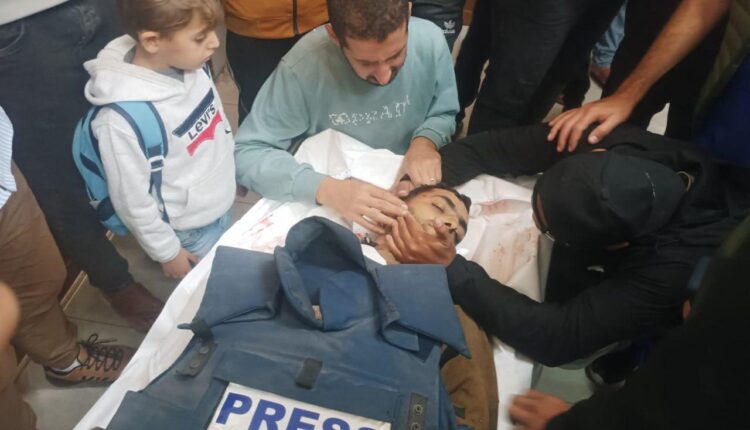 الصحفي محمود وادي