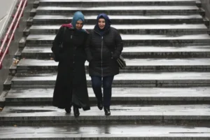 تنديد حقوقي بقرار برلمان النمسا حظر حجاب الفتيات